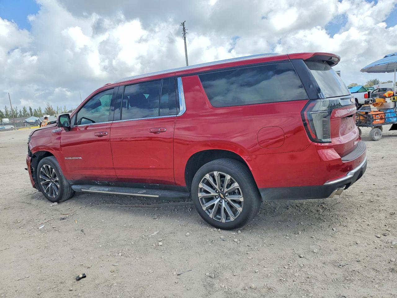 2025 Chevrolet Suburban C1500 High Country - Фото 2