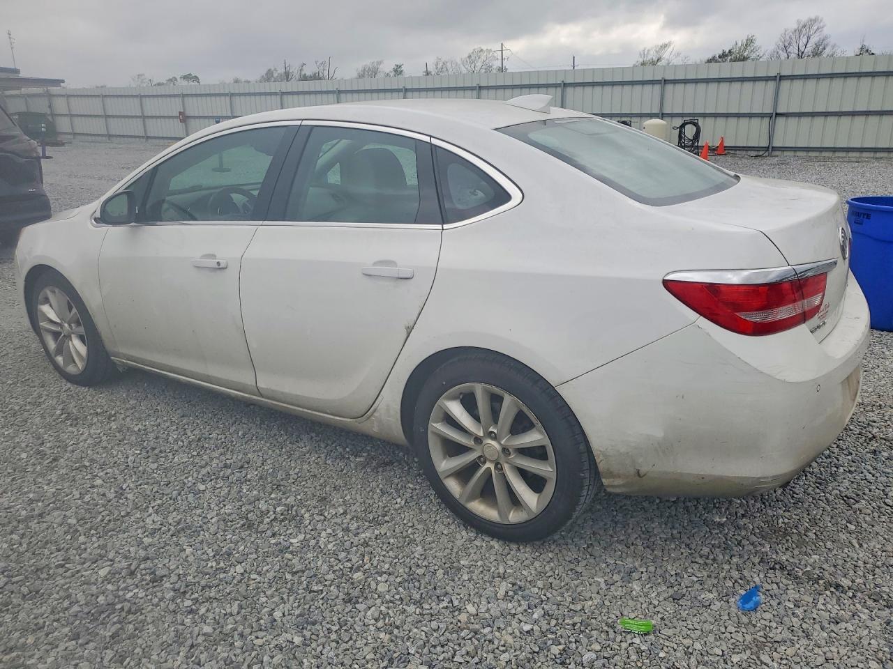 2016 Buick Verano Convenience - Фото 2
