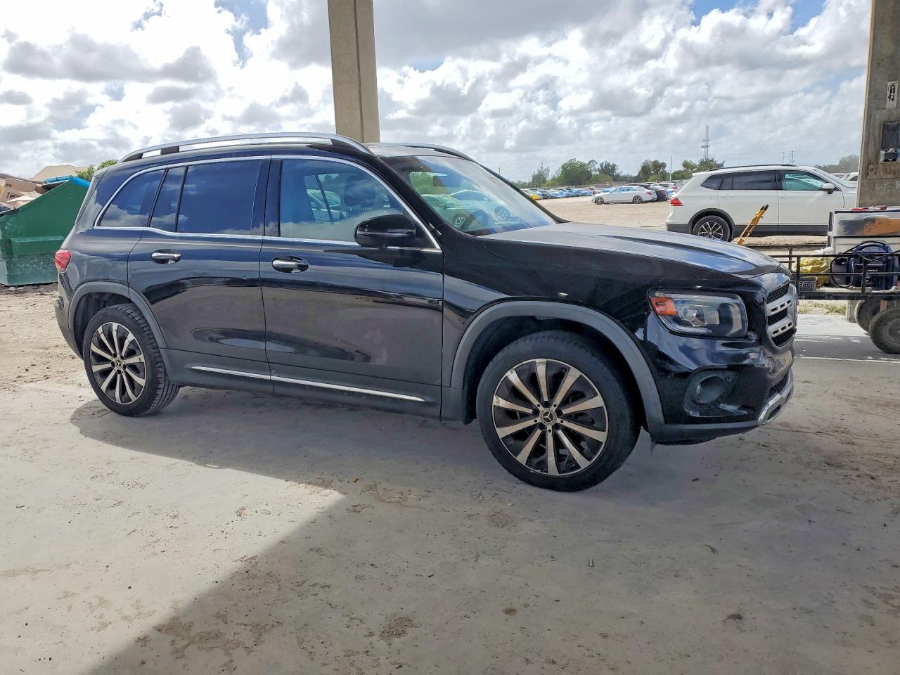 2021 Mercedes-Benz Glb 250 - Фото 4