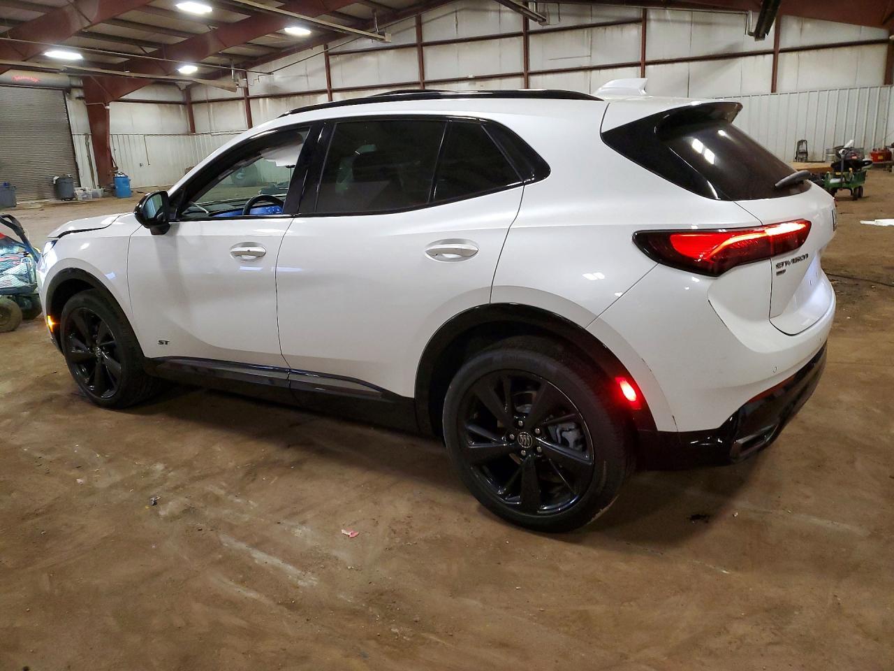 2025 Buick Envision Sport Touring - Фото 2