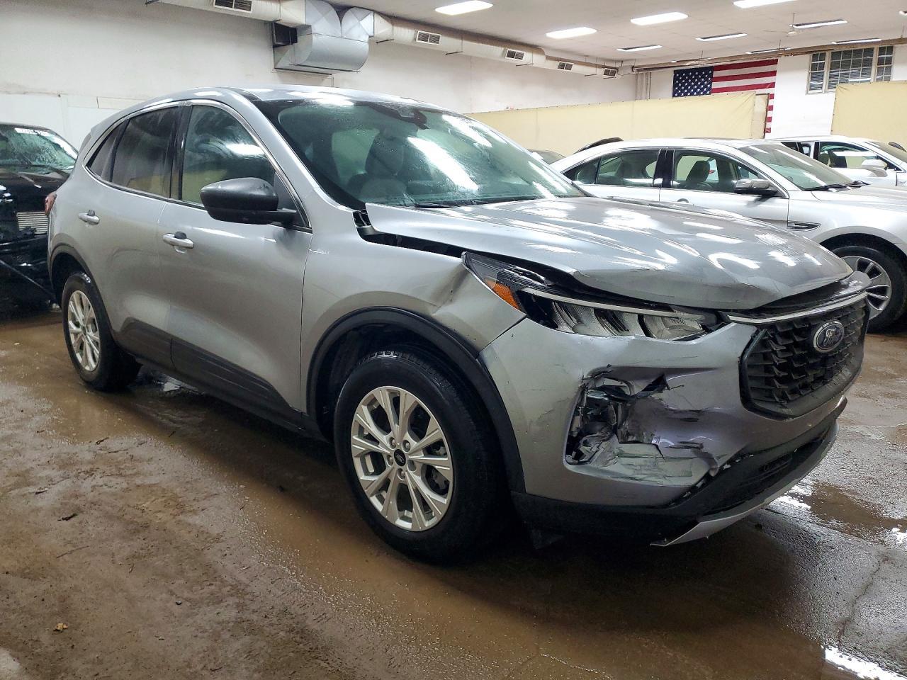 2023 Ford Escape Active - Фото 4