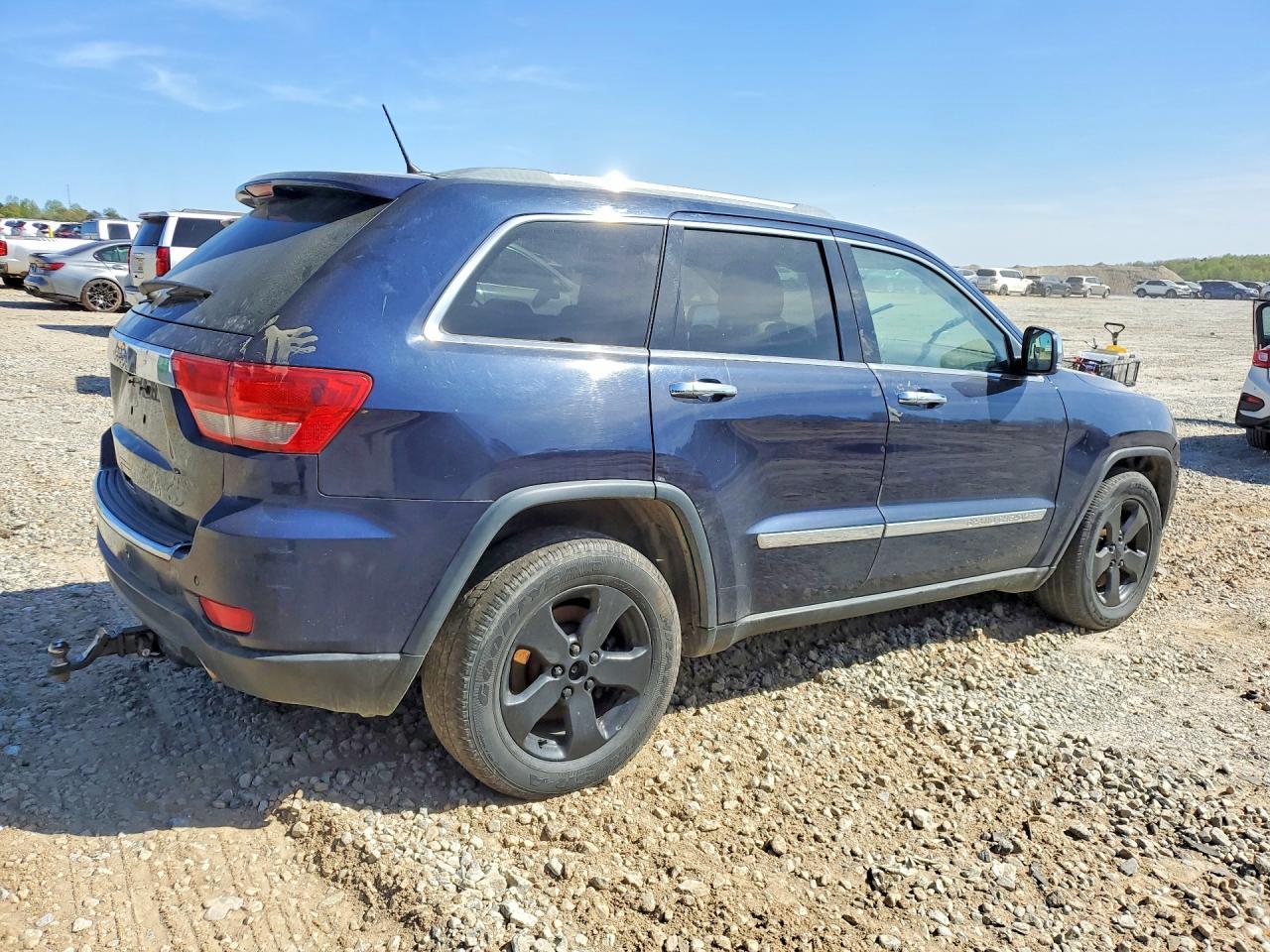 2012 Jeep Grand Cherokee Limited - Image 3