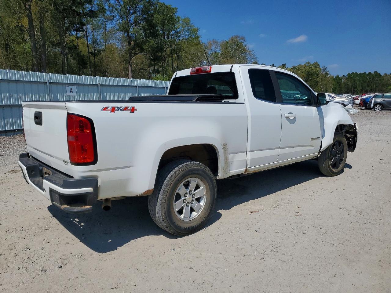2016 Chevrolet Colorado - Фото 3