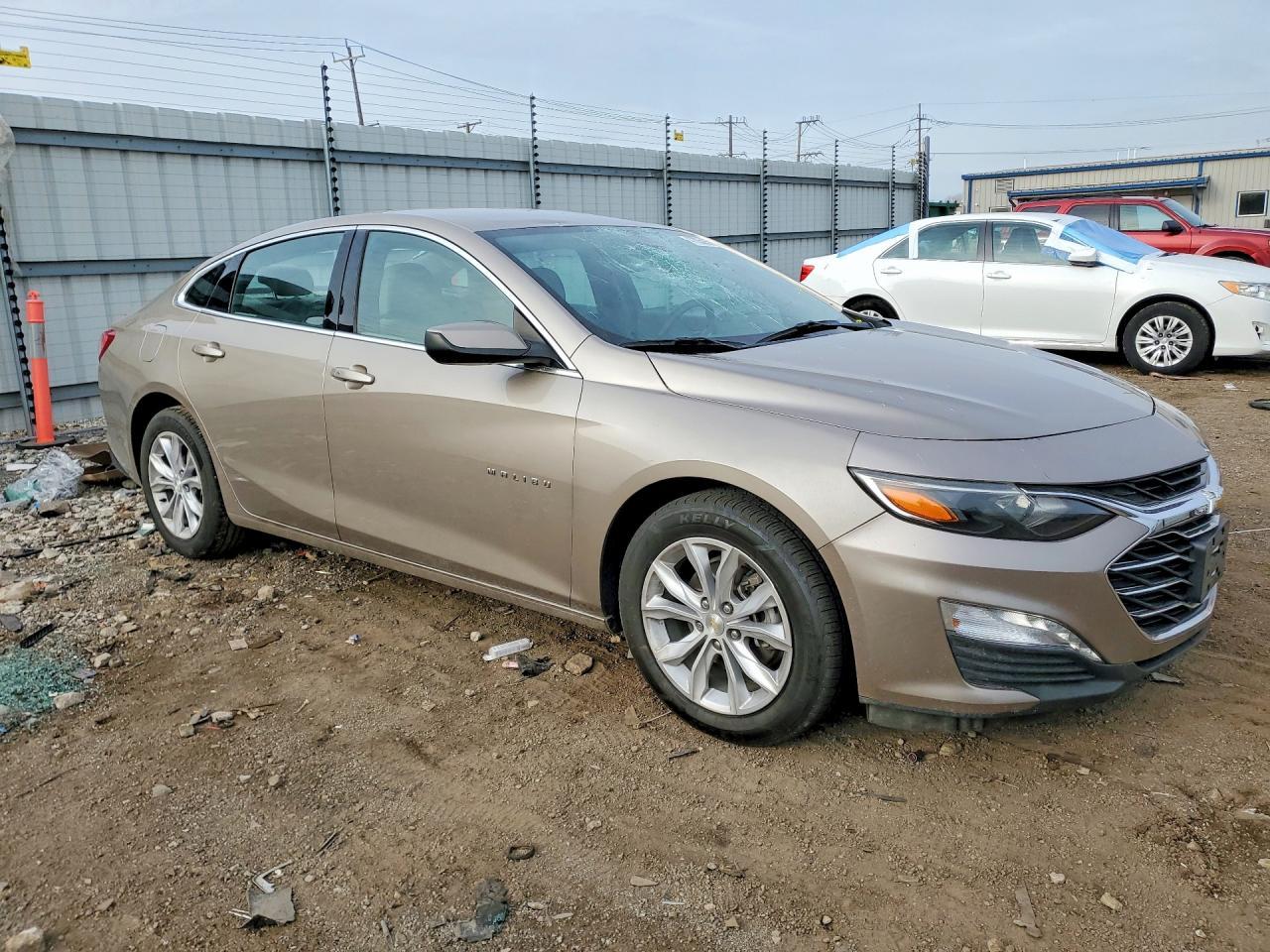 2022 Chevrolet Malibu Lt - Image 4