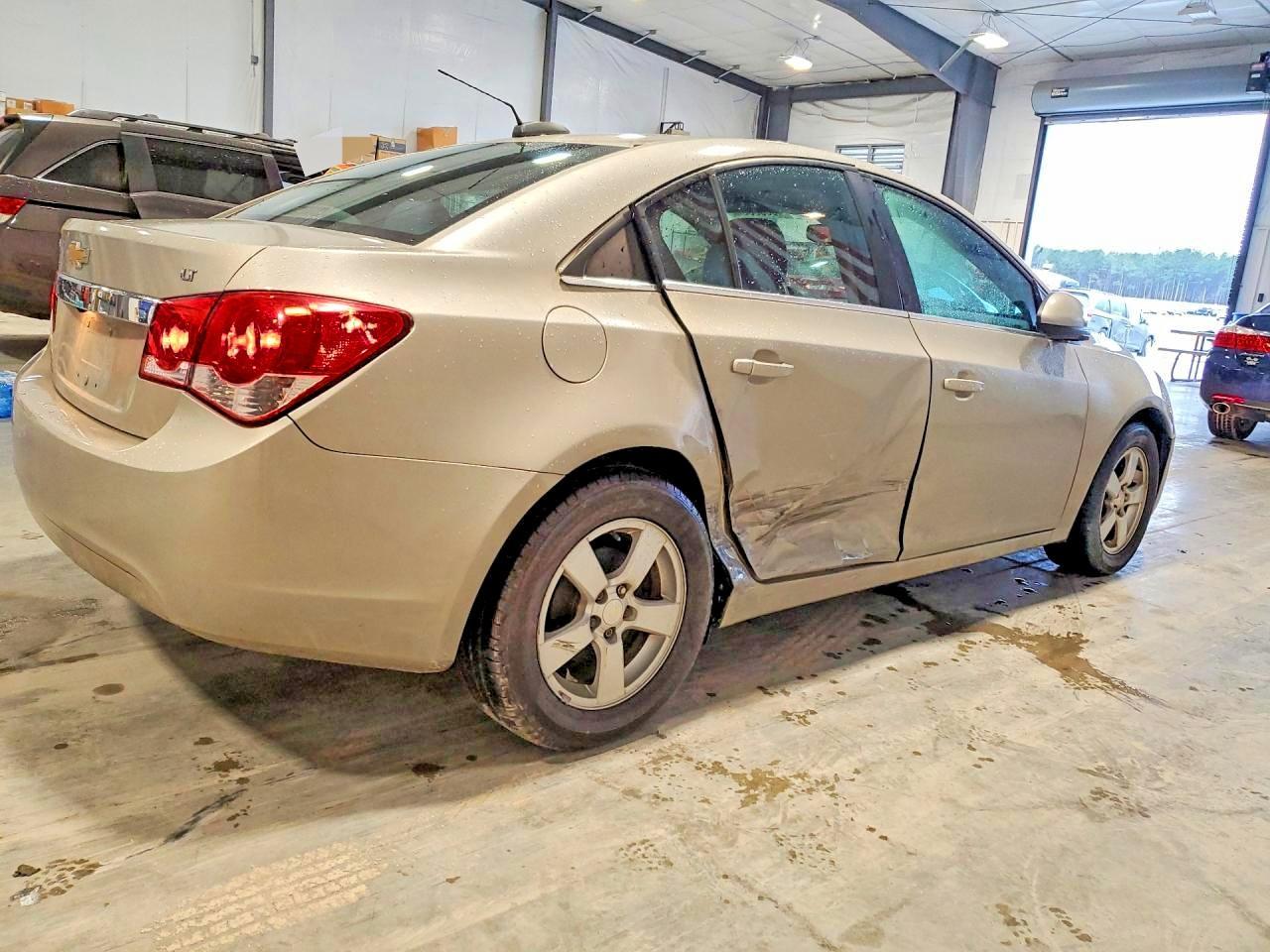 2016 Chevrolet Cruze - Фото 3