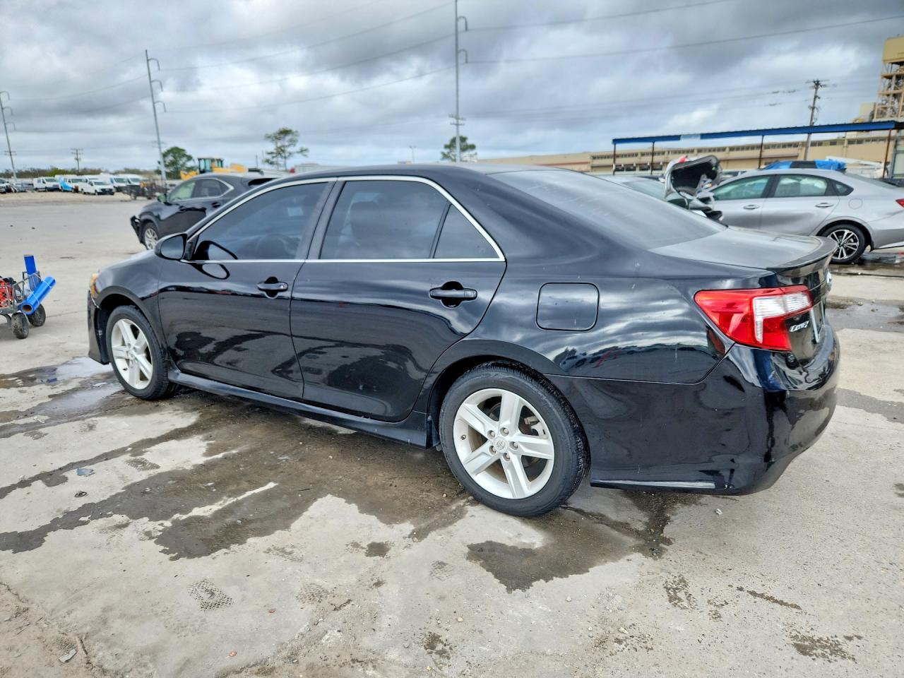 2014 Toyota Camry Se - Фото 2