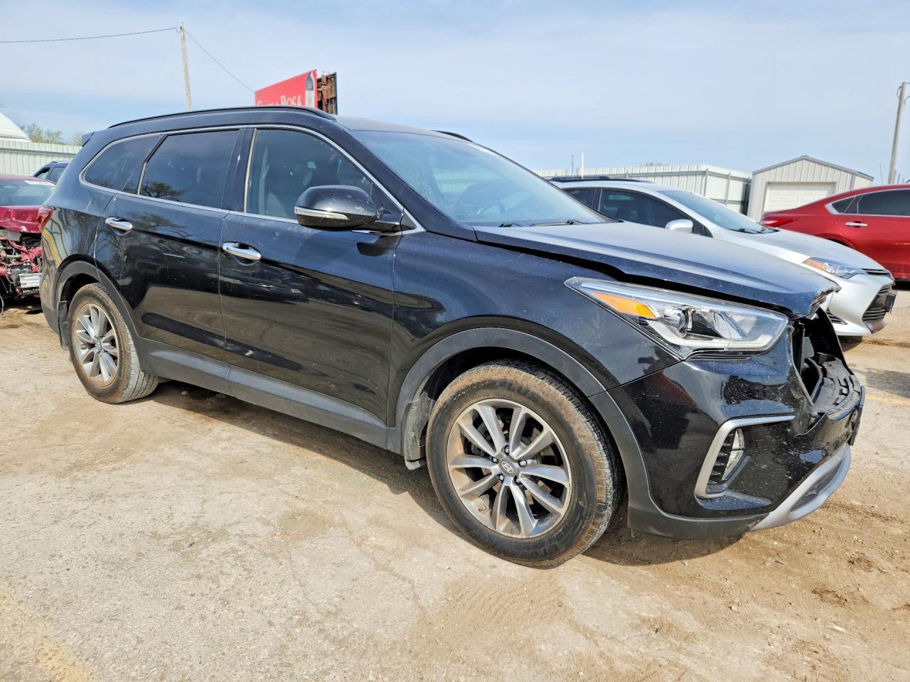 2017 Hyundai Santa Fe Limited - Image 4