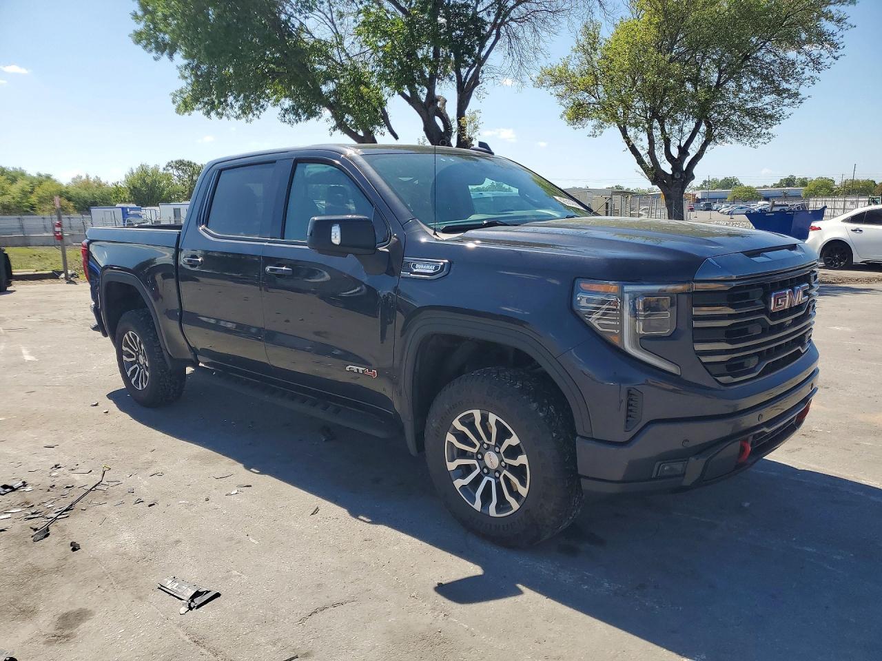 2023 GMC Sierra K1500 At4 - Image 4