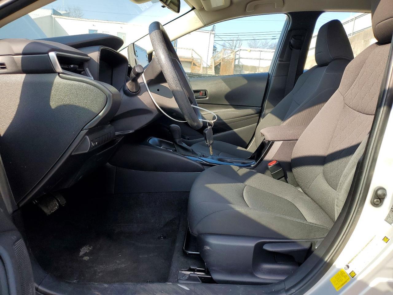 2022 Toyota Corolla Le - Фото 7