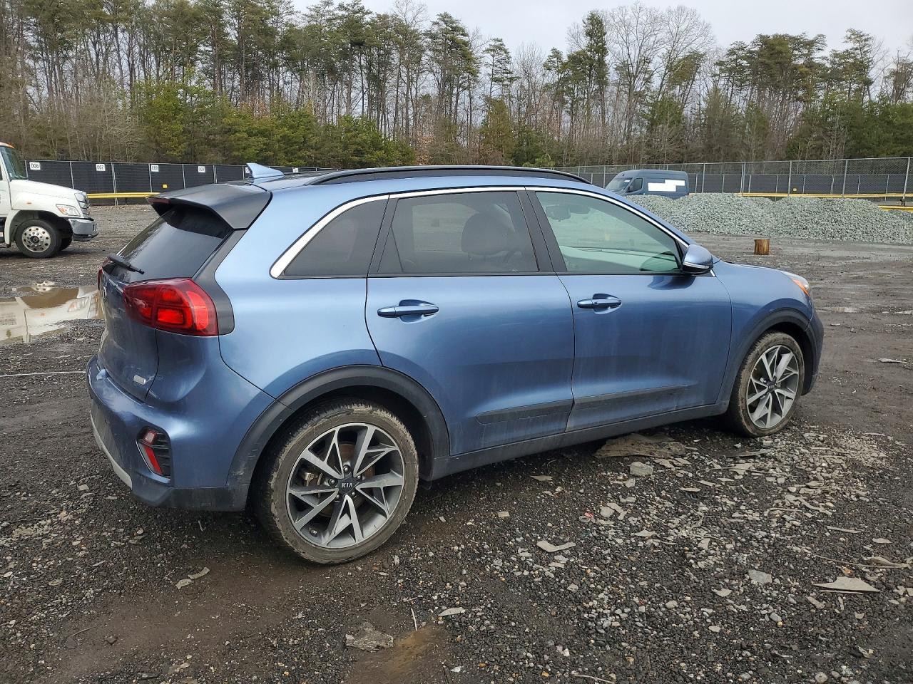 2020 Kia Niro Touring Special Edition - Фото 3
