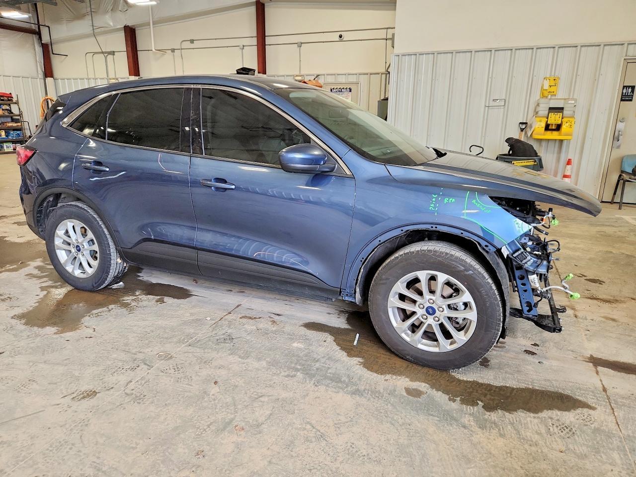 2020 Ford Escape Se - Фото 4