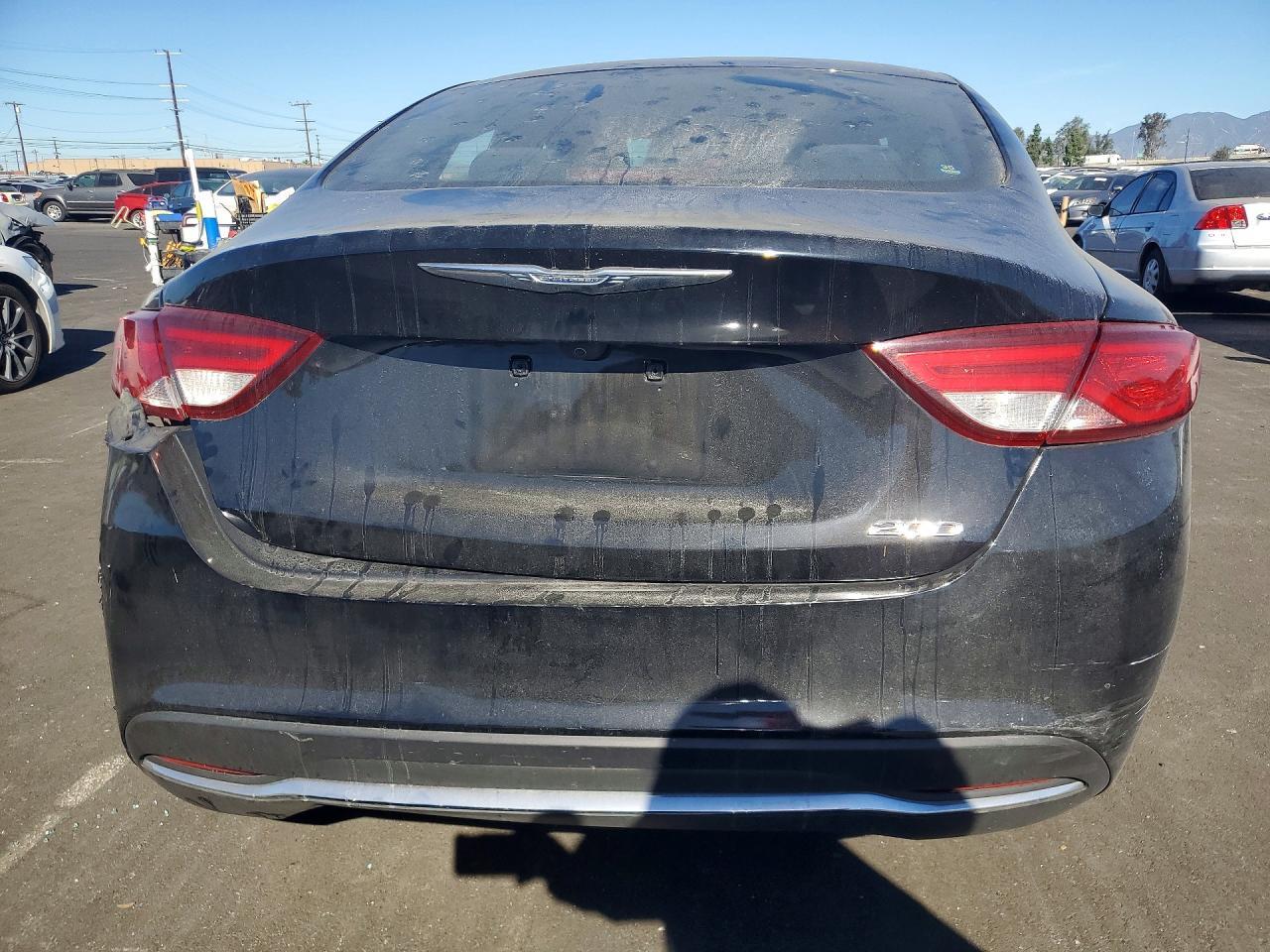 2016 Chrysler 200 Limited - Image 6
