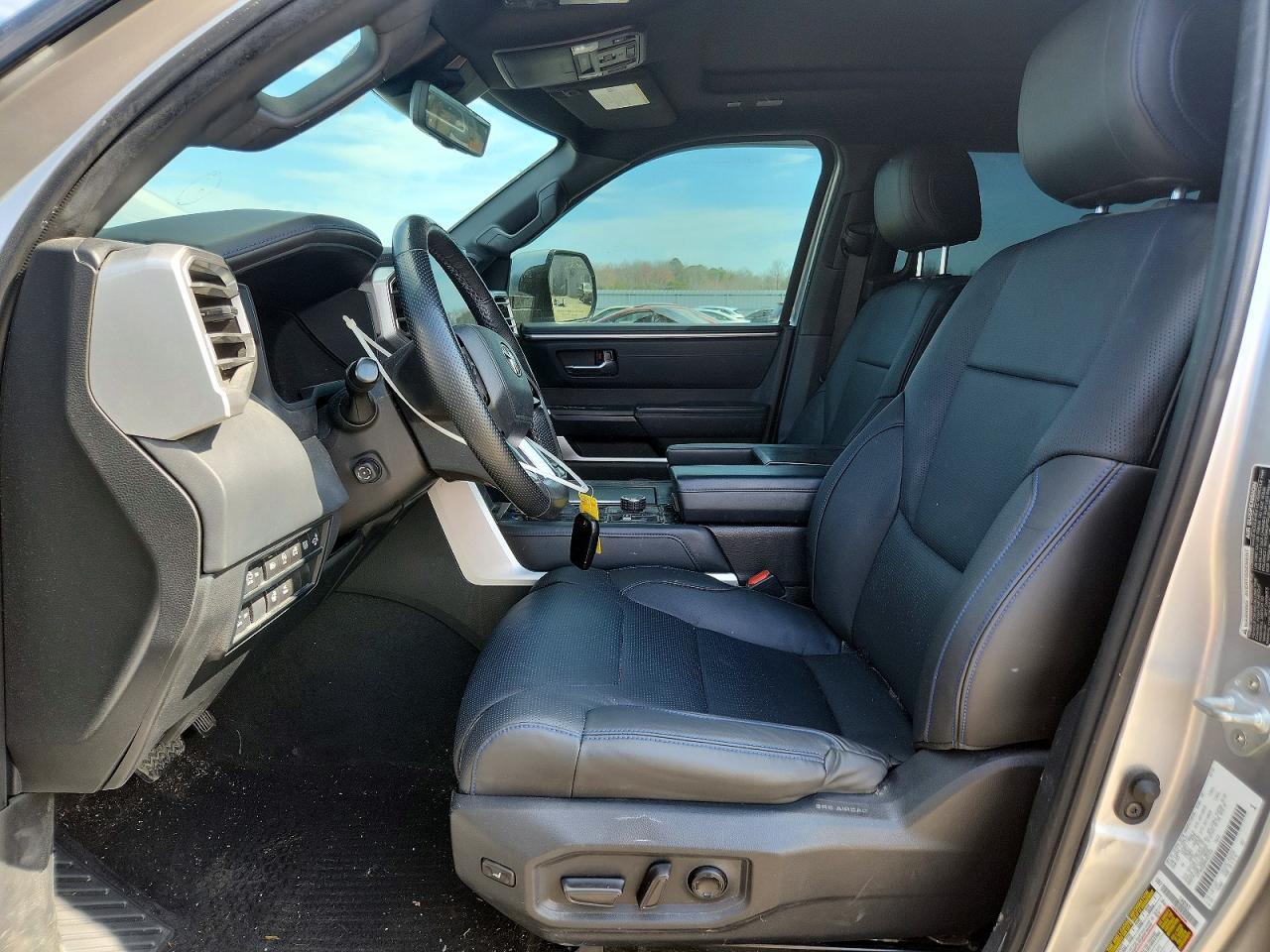 2022 Toyota Tundra Platinum - Фото 7