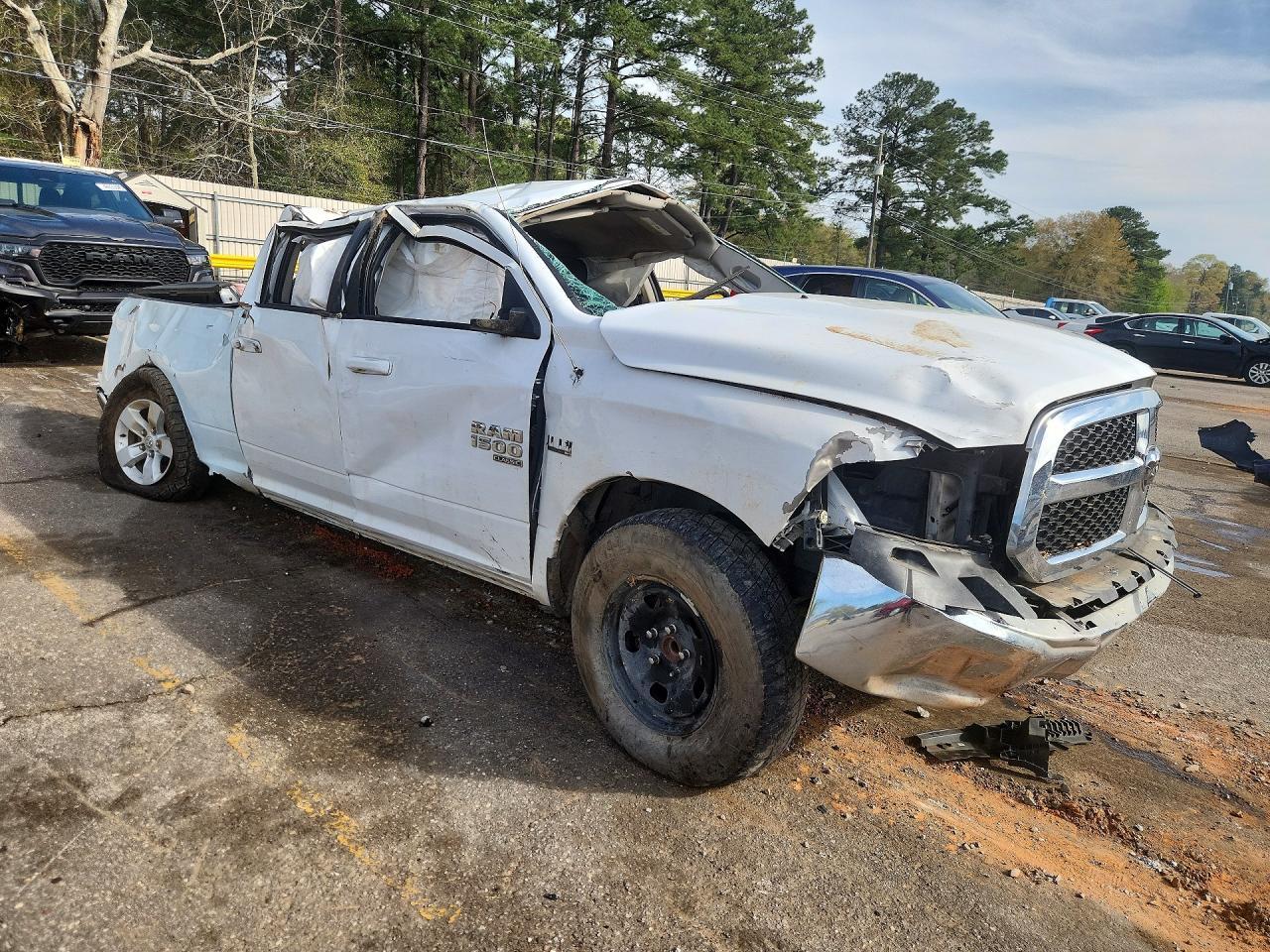 2021 Ram 1500 Classic Slt - Image 4
