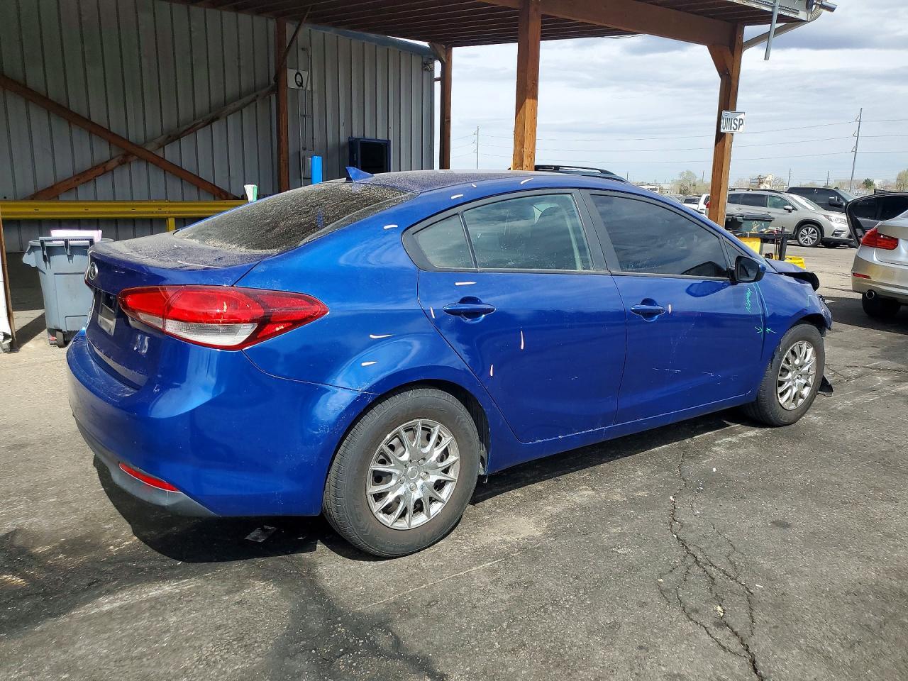 2017 Kia Forte Lx - Image 3