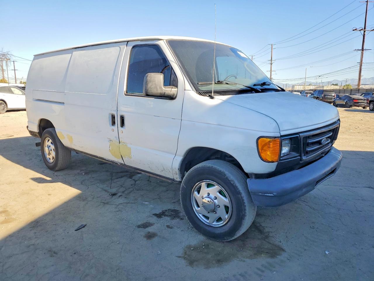 2004 Ford F550 Super Duty Delivery Van - Image 4