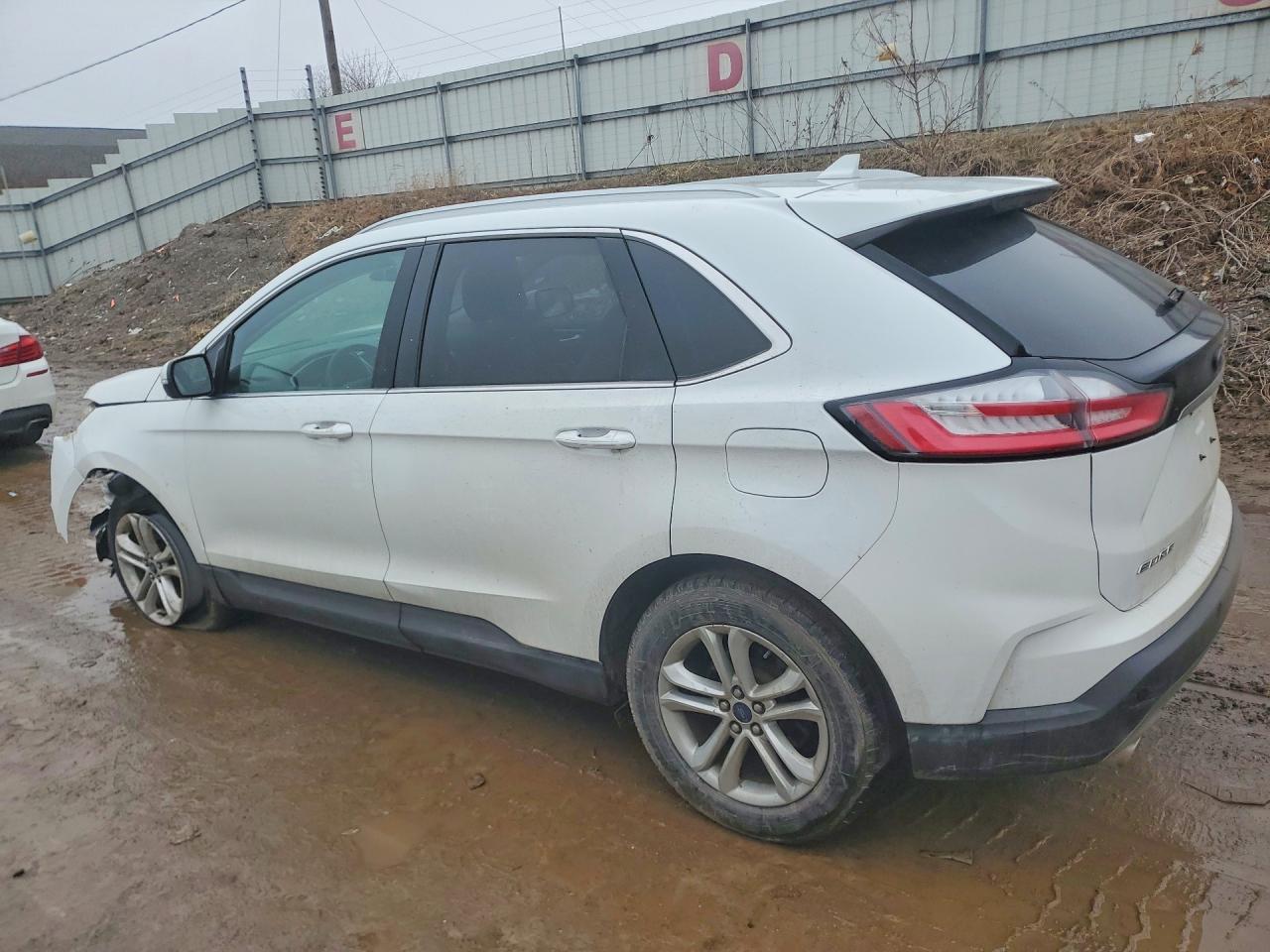 2019 Ford Edge Sel - Фото 2