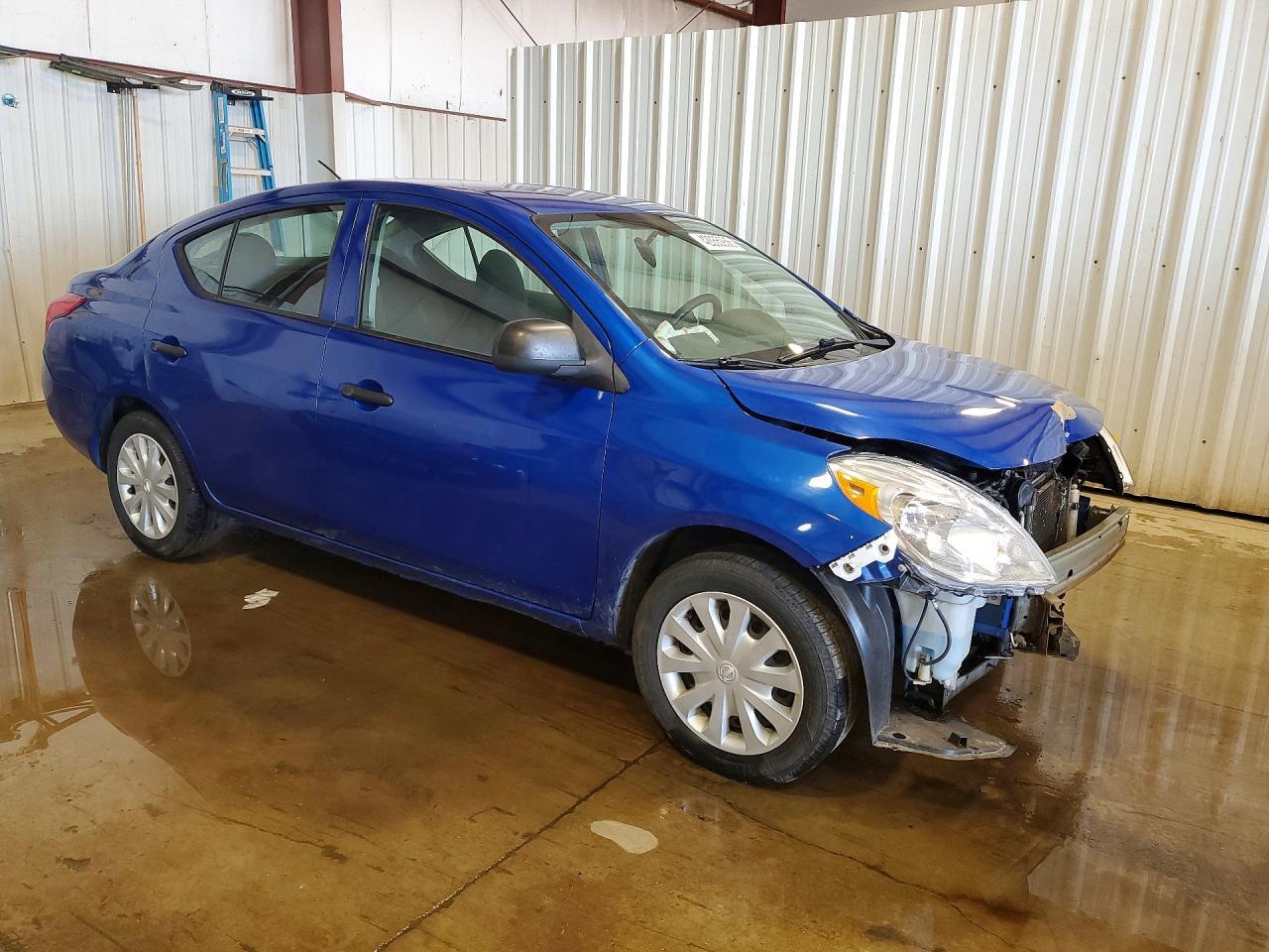 2012 Nissan Versa 1.6 S - Image 4
