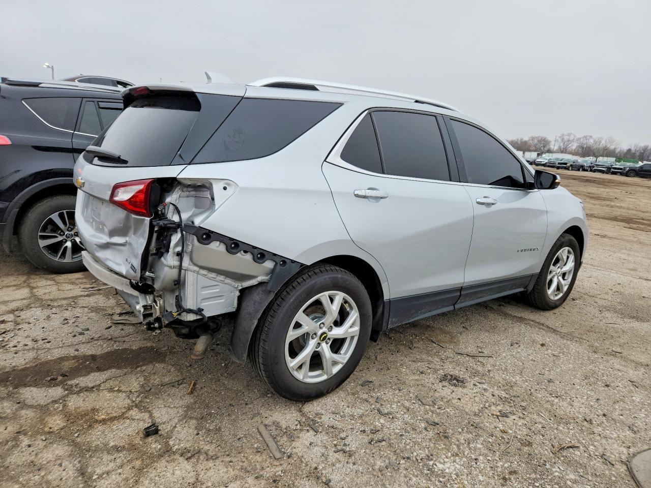 2018 Chevrolet Equinox Premier - Фото 3