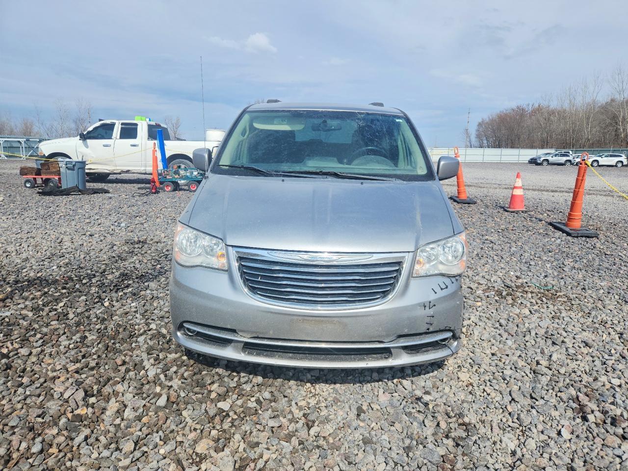 2015 Chrysler Town & Country Touring - Фото 5