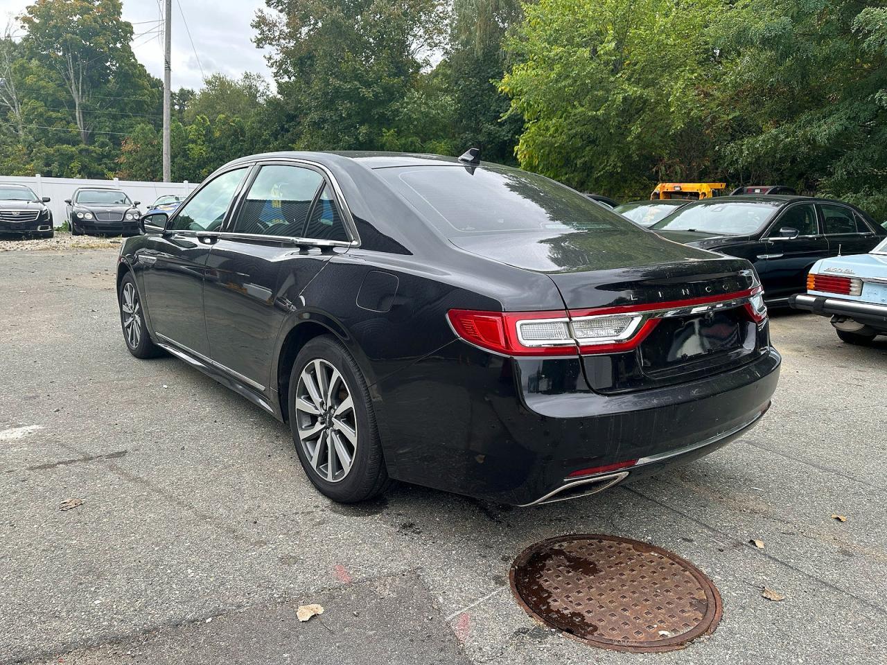 2018 Lincoln Continental - Фото 3