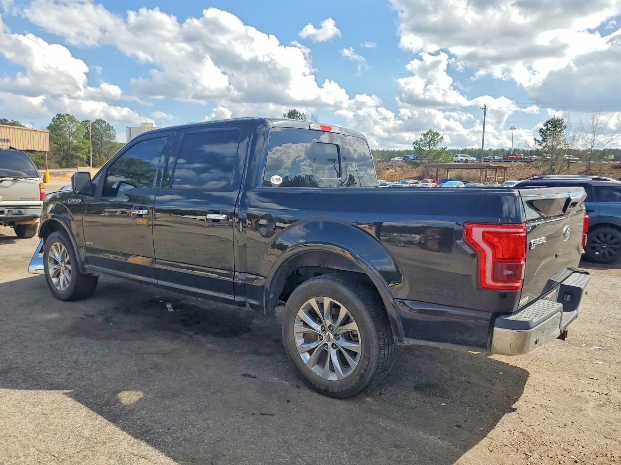 2016 Ford F150 Supercrew - Фото 2