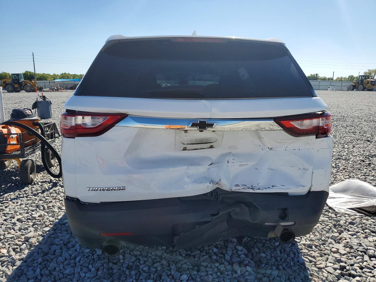 2019 Chevrolet Traverse Ls - Фото 6