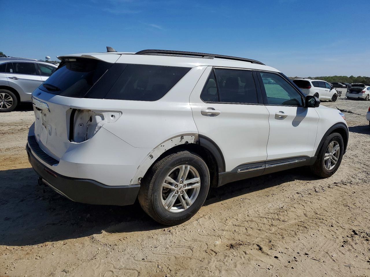 2021 Ford Explorer Xlt - Фото 3