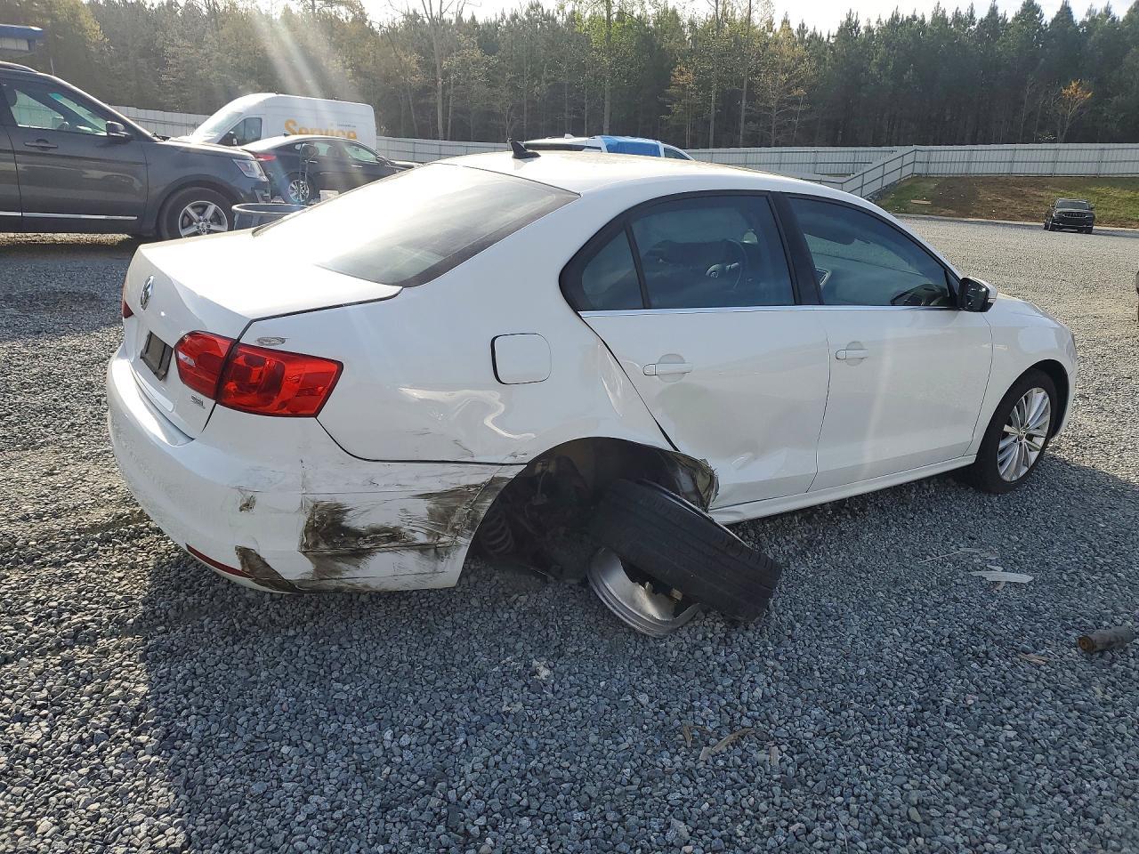 2014 Volkswagen Jetta Sel - Image 3