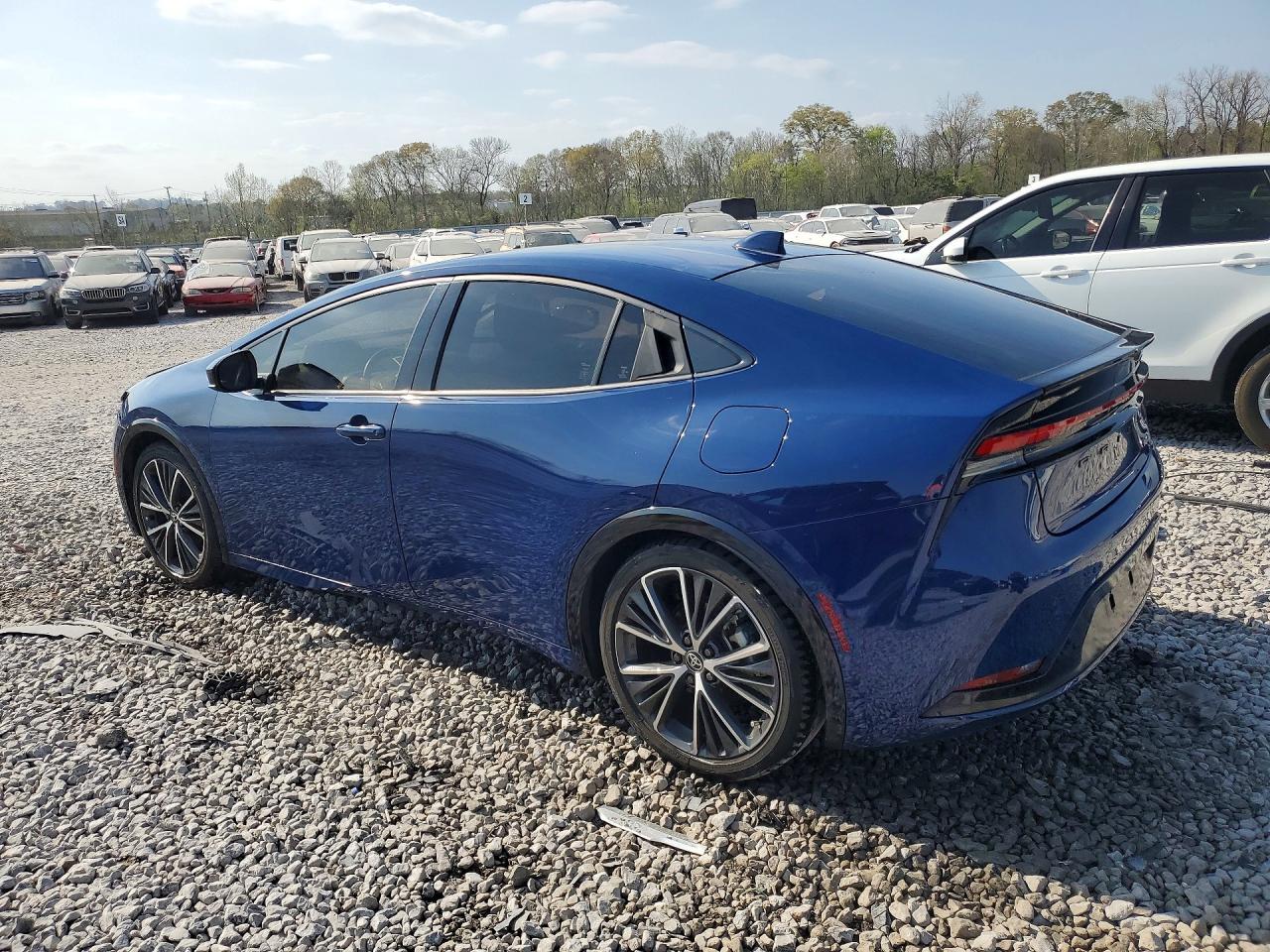 2023 Toyota Prius Xle - Фото 2