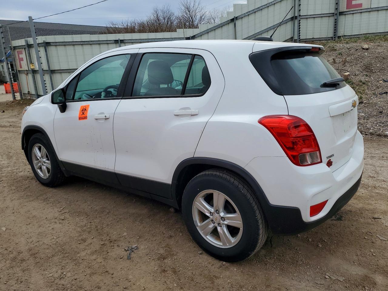 2020 Chevrolet Trax Ls - Image 2