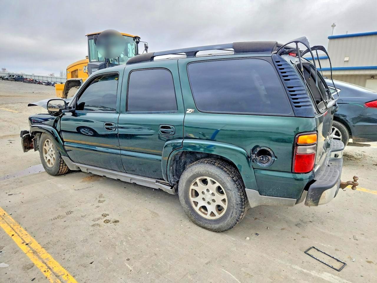 2004 Chevrolet Tahoe K1500 - Фото 2