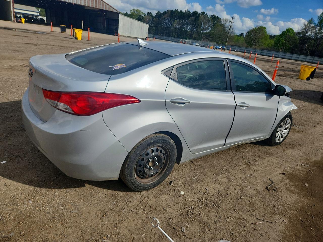 2013 Hyundai Elantra Gls - Фото 3