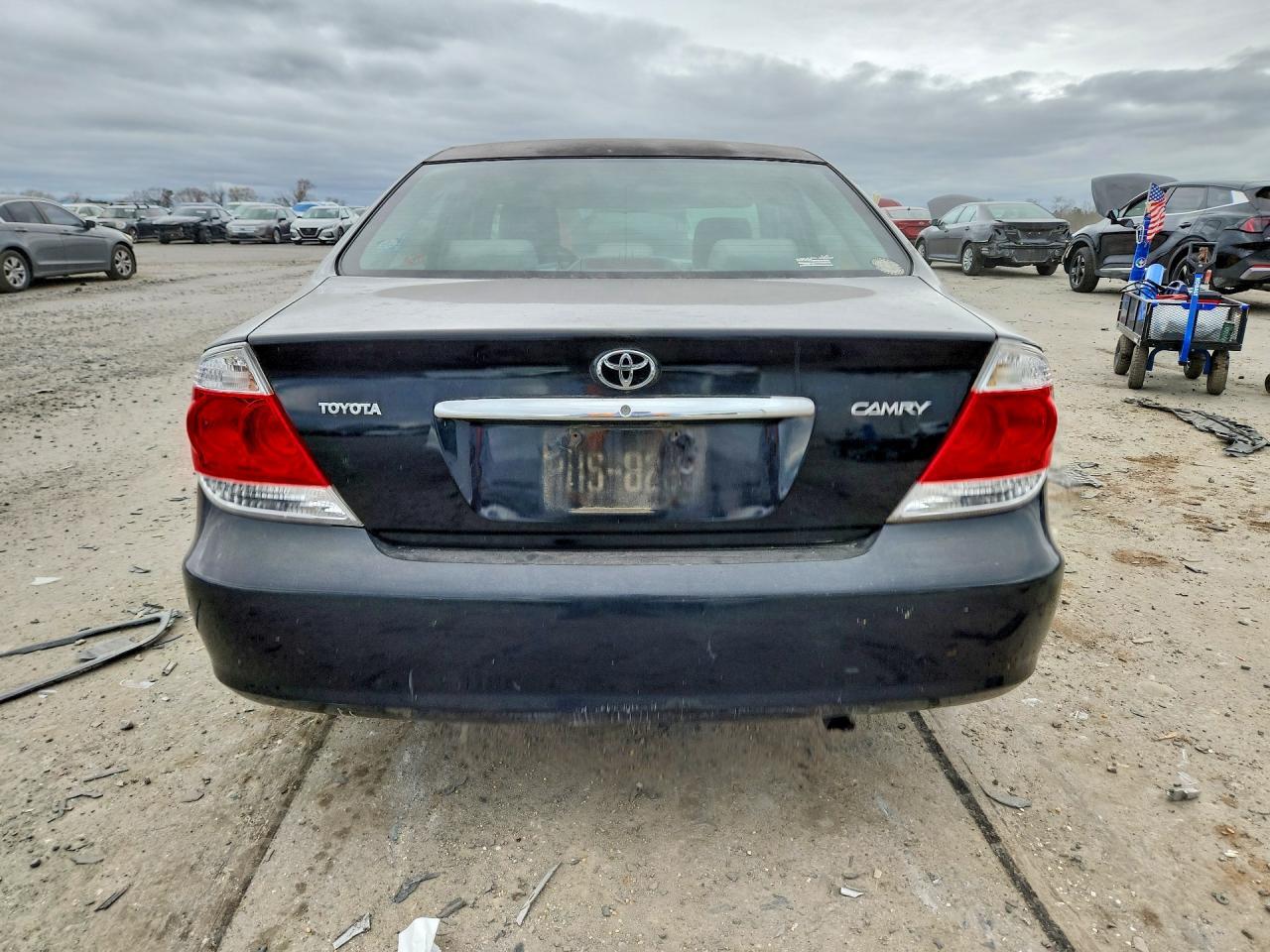 2005 Toyota Camry Standard - Фото 6