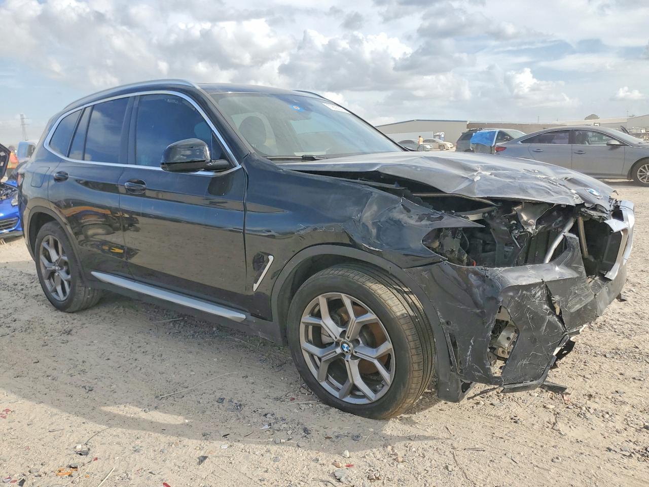 2024 BMW X3 Sdrive30I - Фото 4