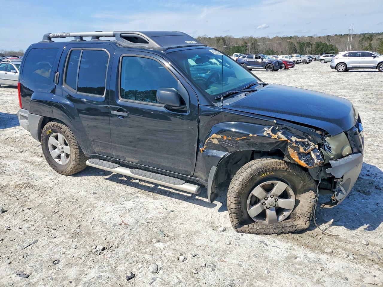 2010 Nissan Xterra - Image 4