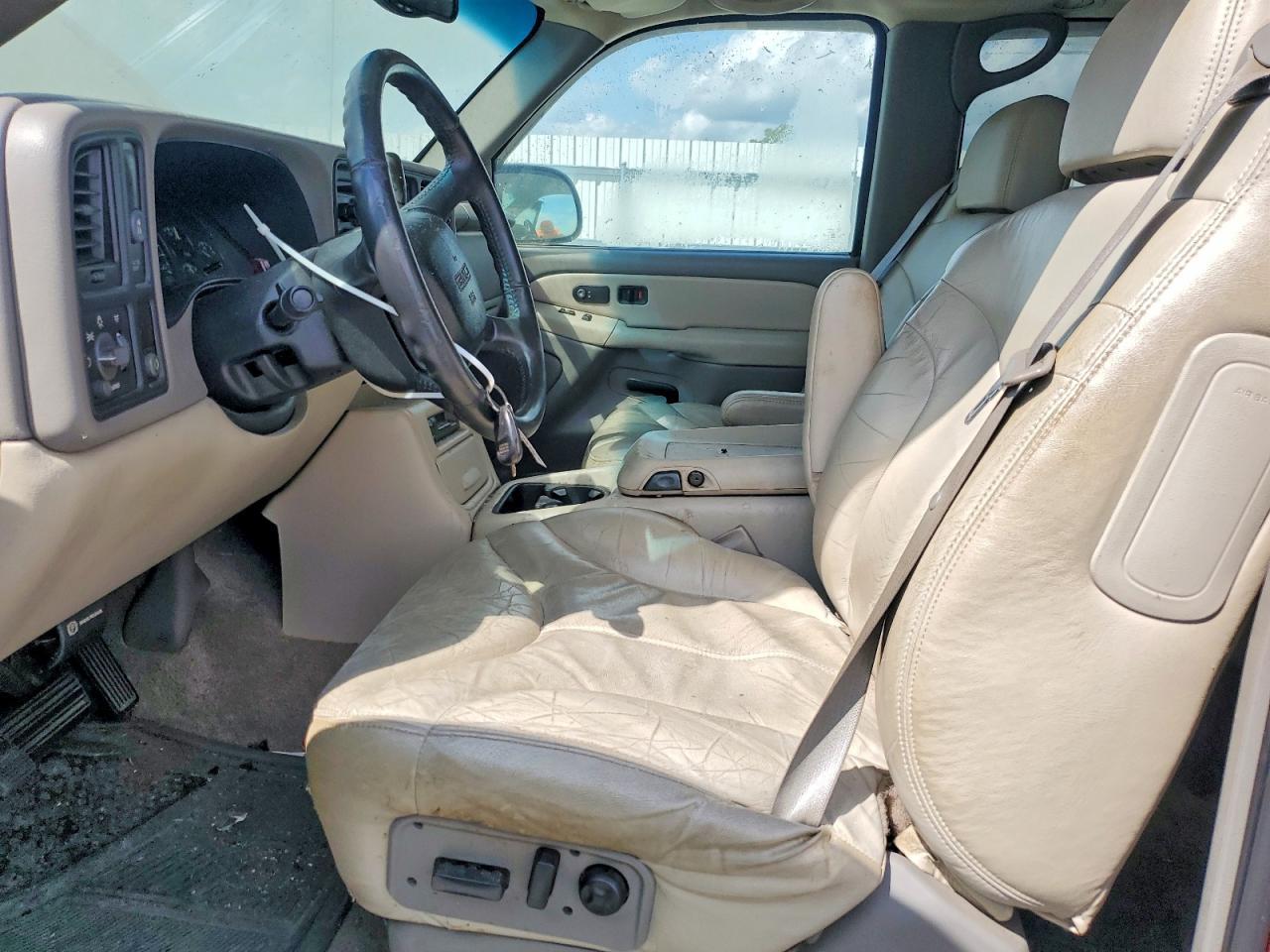 2001 GMC Yukon - Image 7