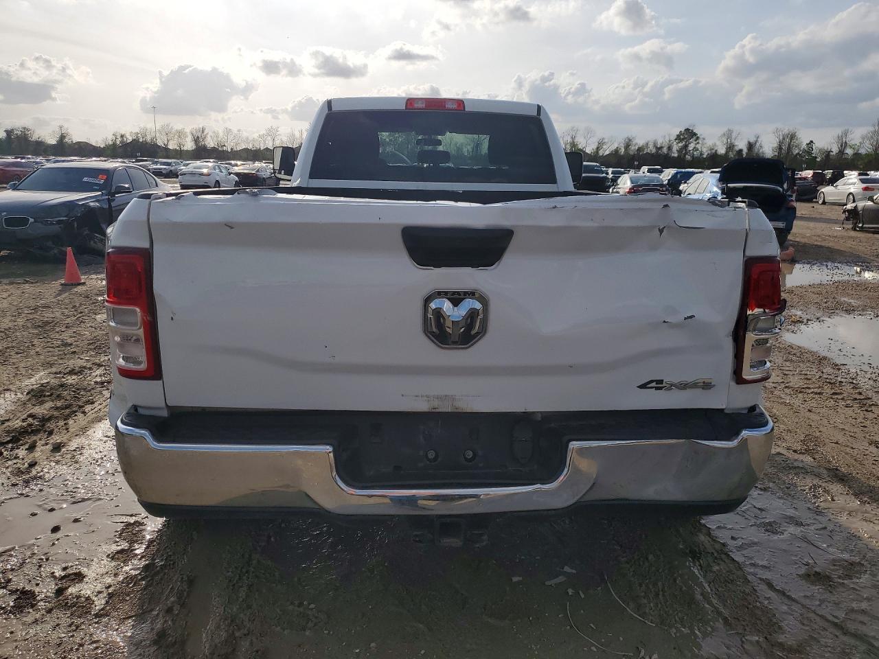 2022 Ram 3500 Tradesman - Фото 6