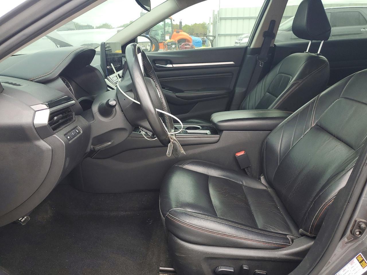 2023 Nissan Altima 2.5 Sr - Image 7