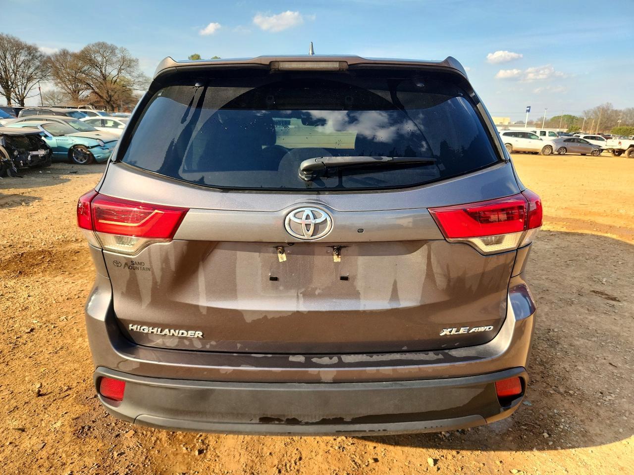 2019 Toyota Highlander Xle - Фото 6