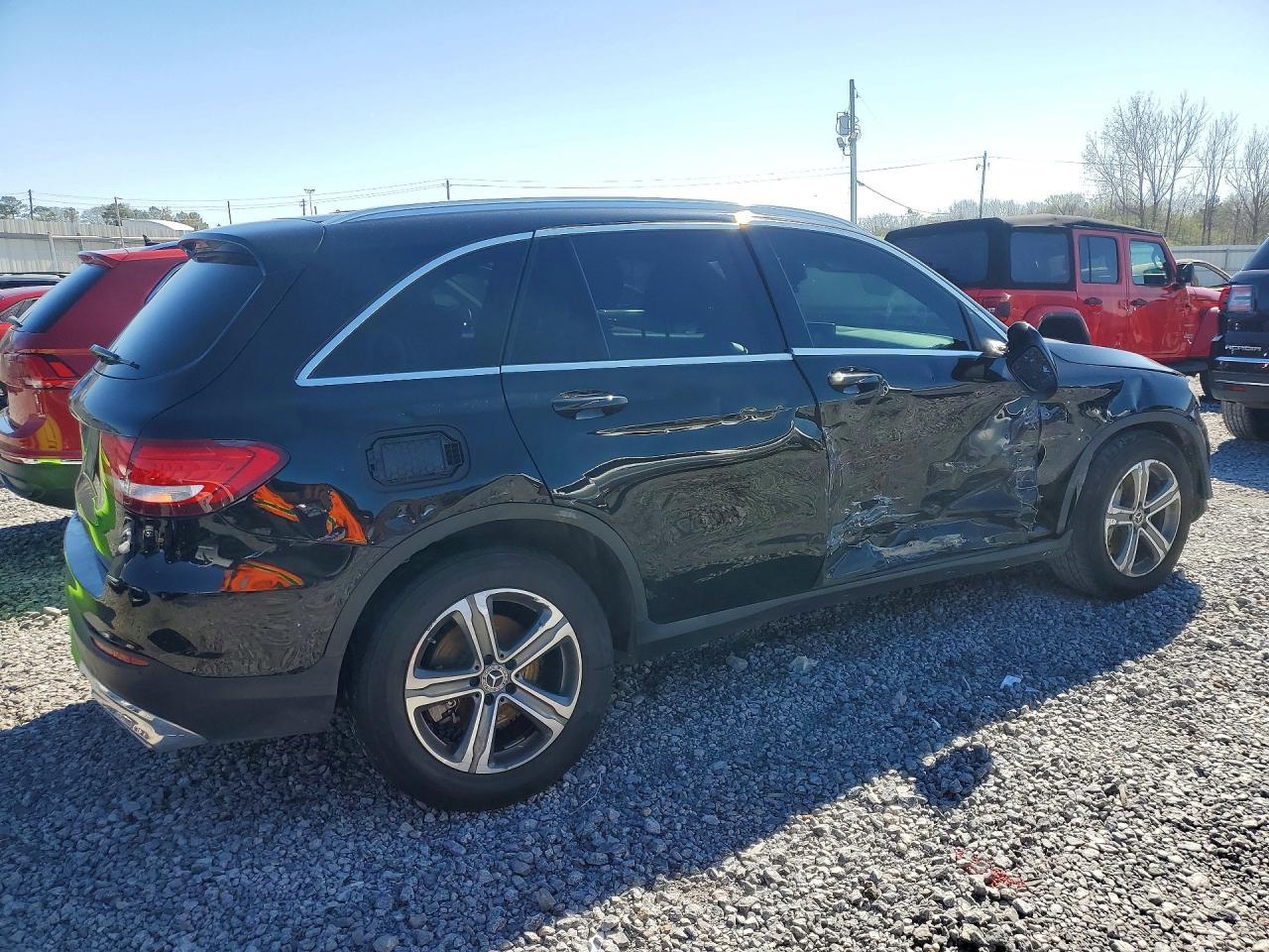 2019 Mercedes-Benz Glc 300 - Image 3