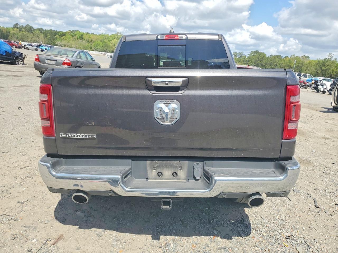 2019 Ram 1500 Laramie - Фото 6