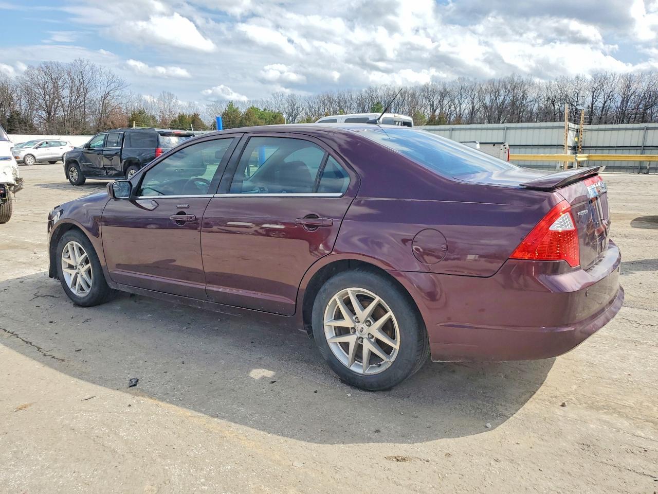 2011 Ford Fusion Sel - Фото 2