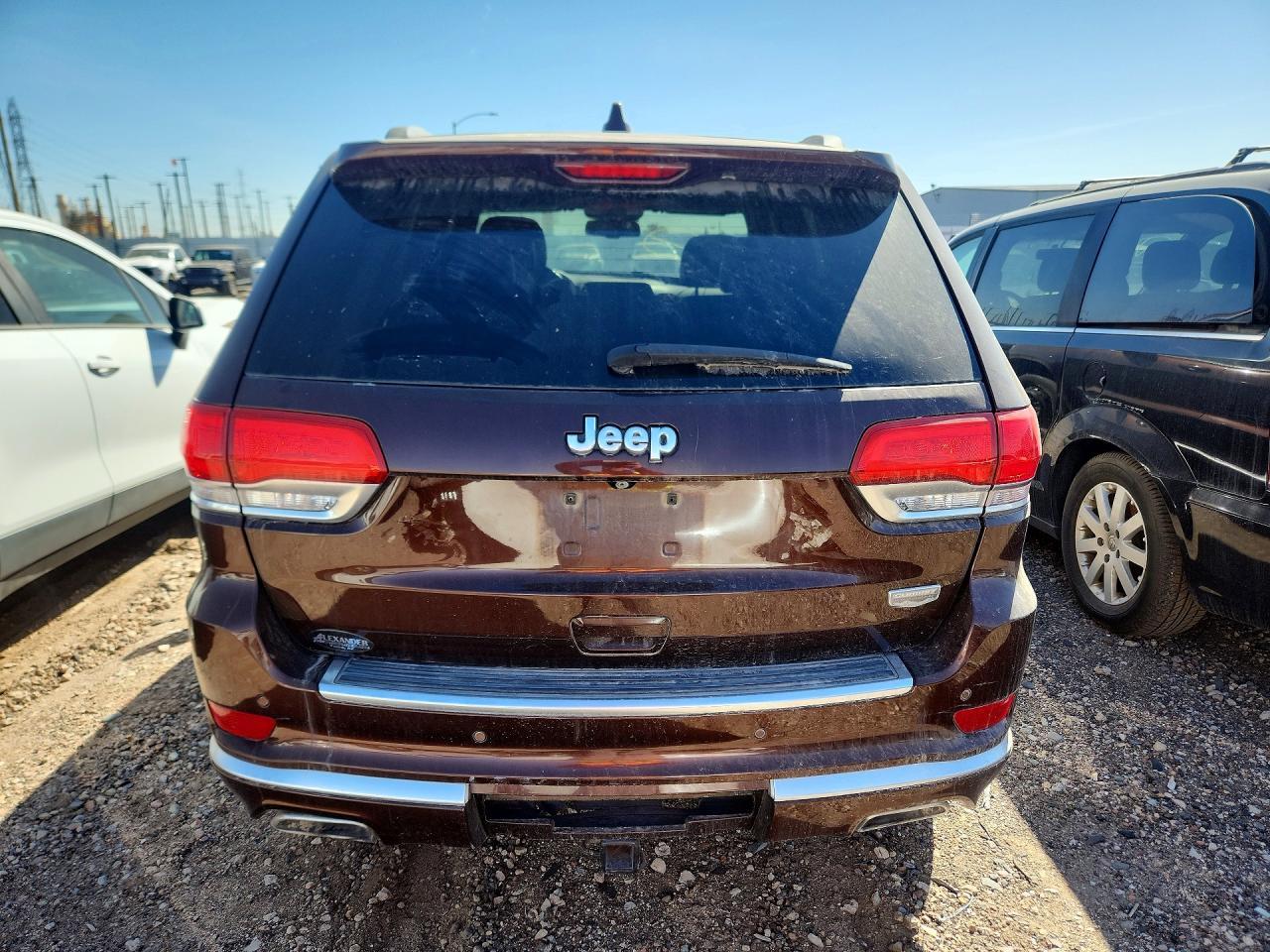 2015 Jeep Grand Cherokee Summit - Image 6