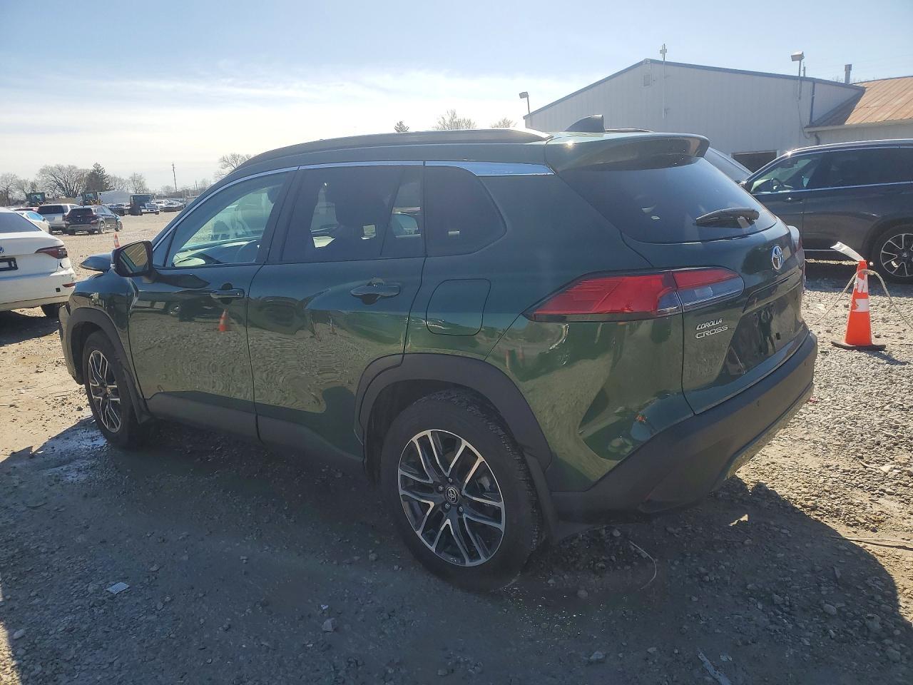 2026 Toyota Corolla Cross Xle - Image 2