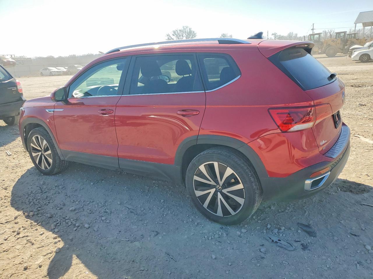 2023 Volkswagen Taos Se - Image 2