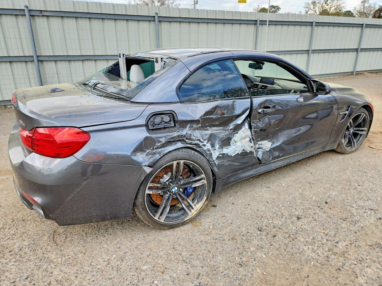 2015 BMW Motorrad M4 - Фото 3