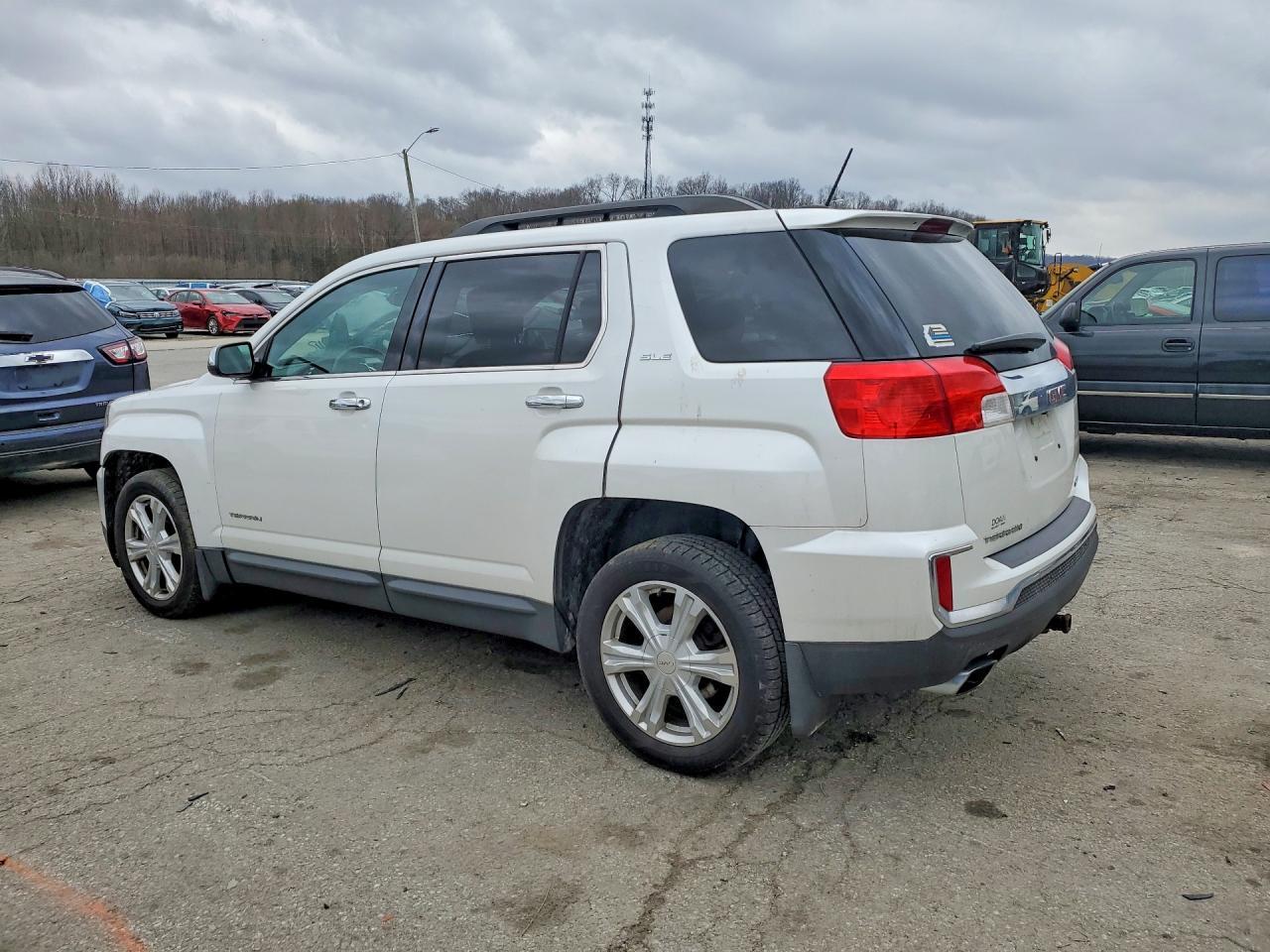 2016 GMC Terrain Sle - Фото 2