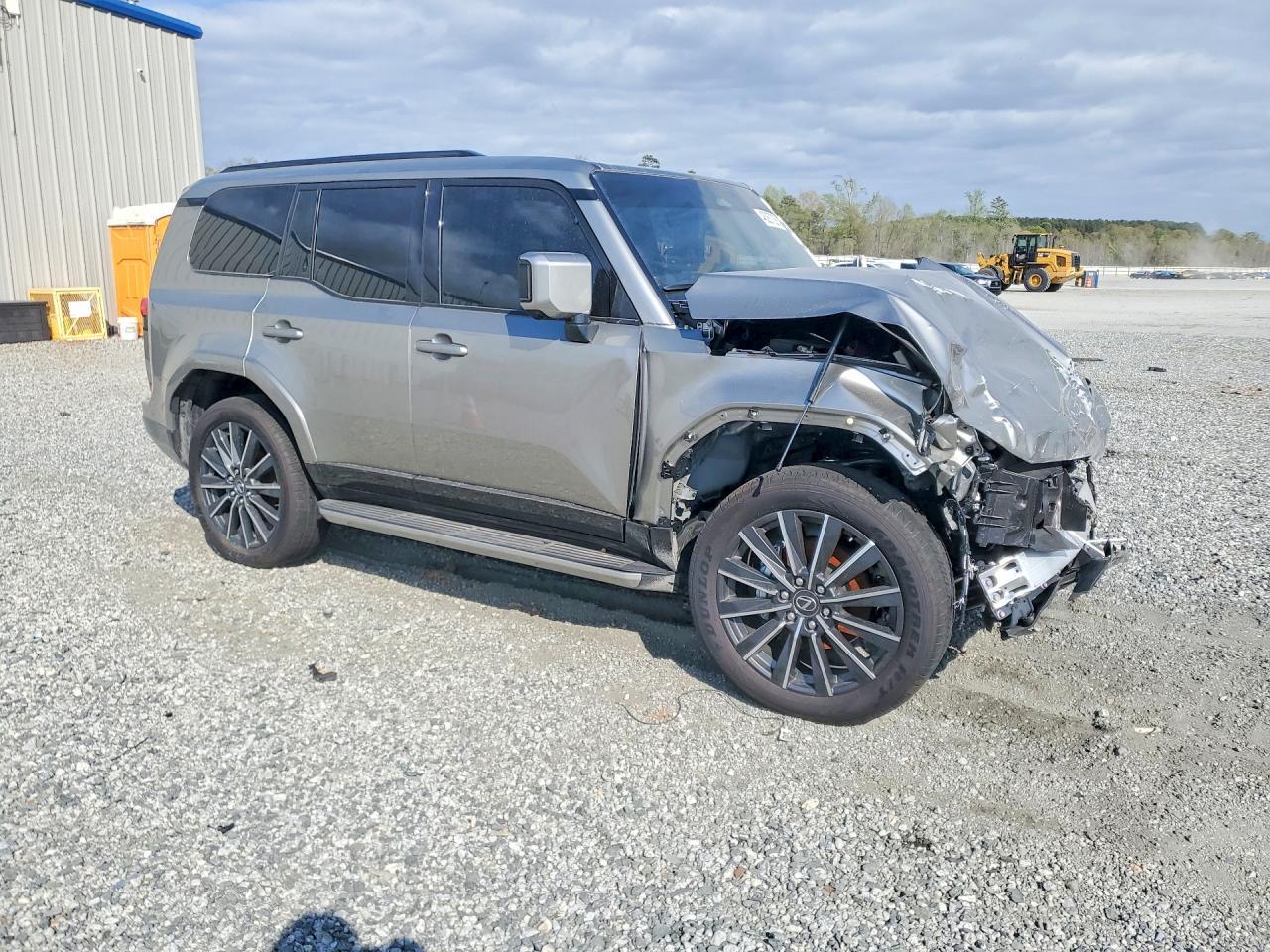 2025 Lexus Gx 550 Luxury - Image 4