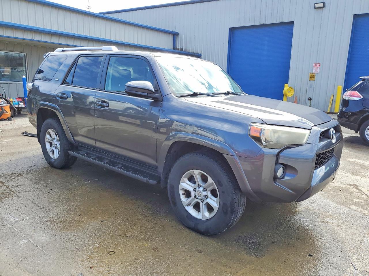 2016 Toyota 4Runner Sr5 - Фото 4